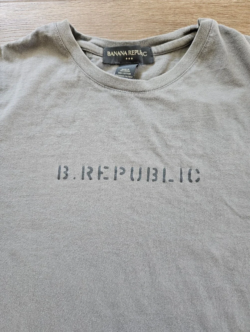 Banana Republic Men's Gray Crew Neck Logo T-Shirt Size M - Picture 4 of 7